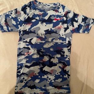 Men’s Small Nike Camo Shirt